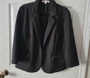 89th & Madison Elegant Black Blazer